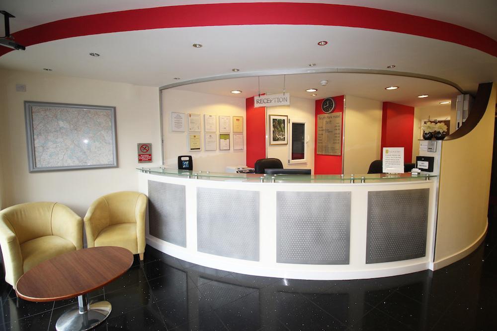 Flexistay South Park Aparthotel London Bagian luar foto